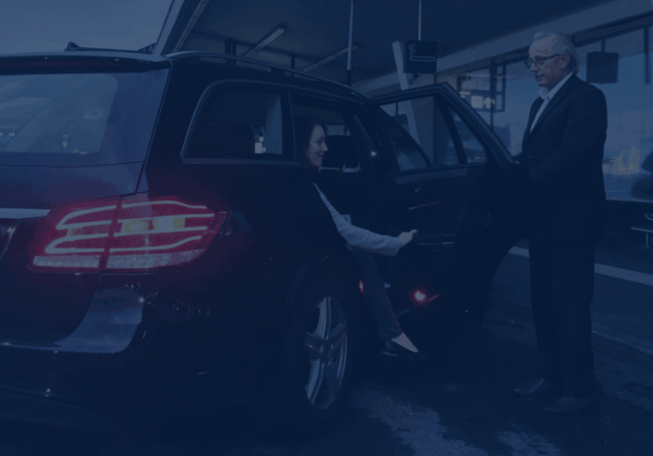 Minicab Service In Uxbridge - UXBRIDGE CARS & CABS
